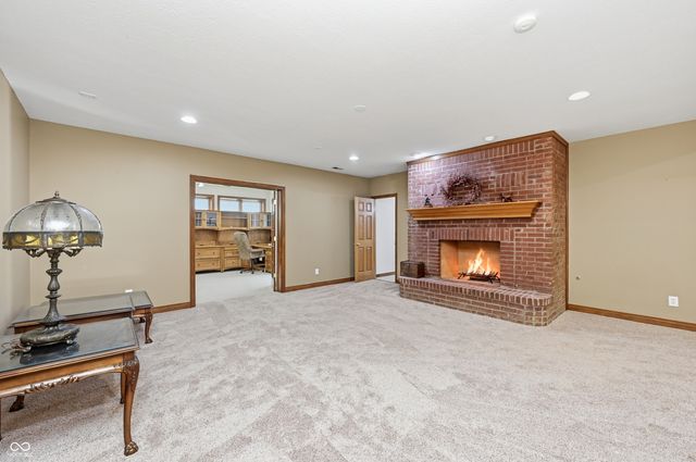 7891 W Whiteland Road, Bargersville, IN 46106