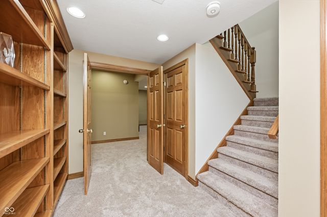 7891 W Whiteland Road, Bargersville, IN 46106