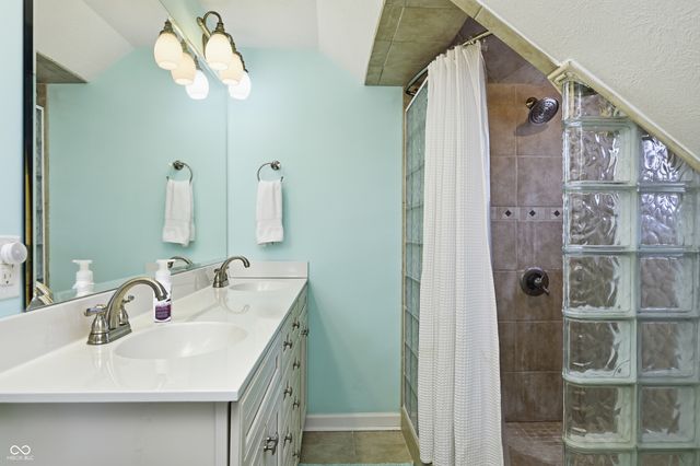 7891 W Whiteland Road, Bargersville, IN 46106