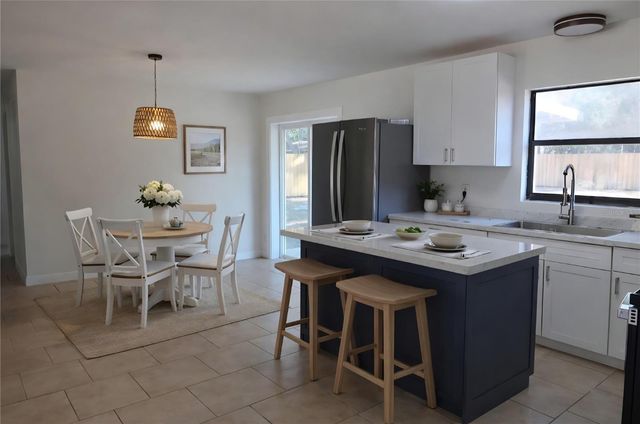 3003 NE 24TH AVENUE, Ocala, FL 34479