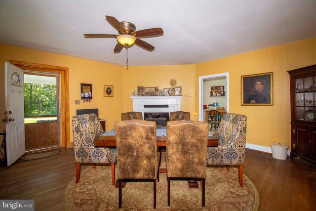 10201 WALLERS RD, Partlow, VA 22534