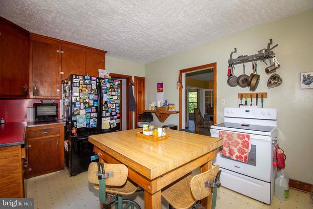 10201 WALLERS RD, Partlow, VA 22534