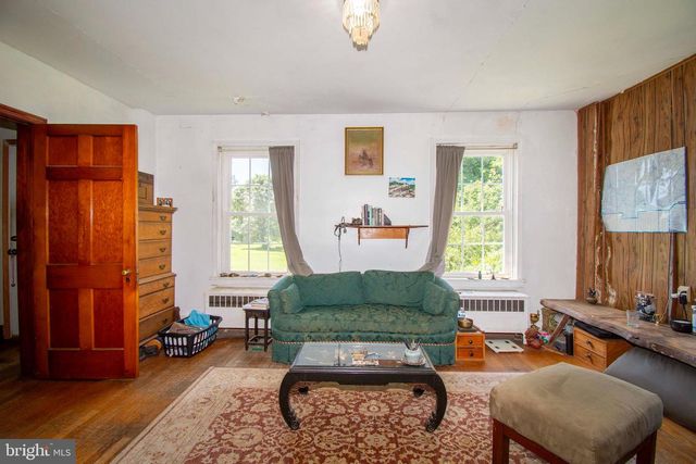 10201 WALLERS RD, Partlow, VA 22534