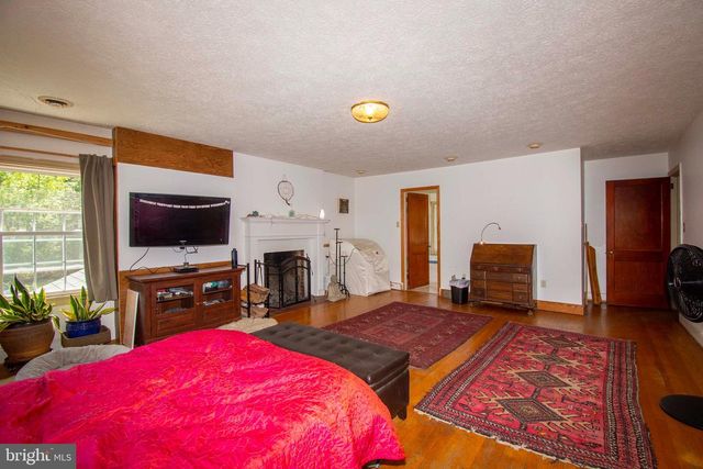 10201 WALLERS RD, Partlow, VA 22534