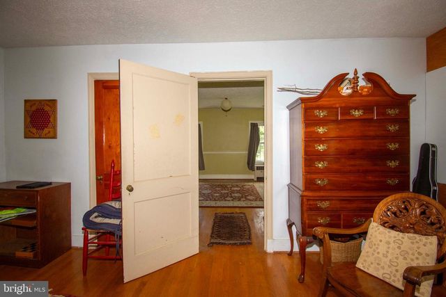10201 WALLERS RD, Partlow, VA 22534