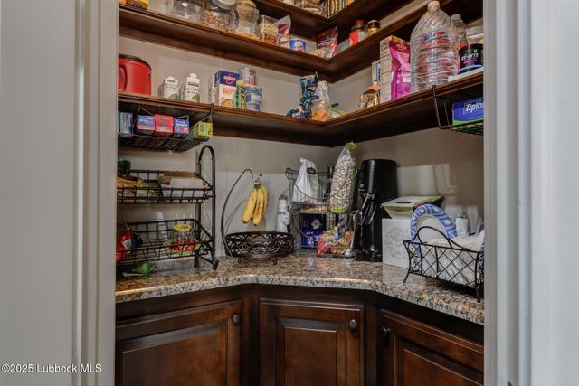 47 Tuscan Villas Circle, Lubbock, TX 79423