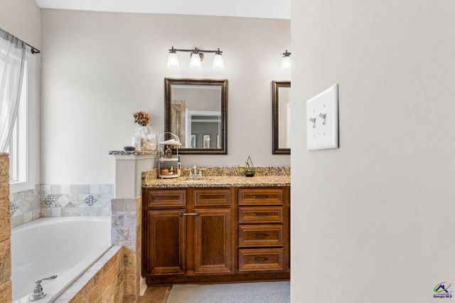 132 Concord Ridge, Warner Robins, GA 31093