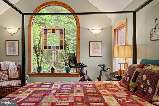 22 UPPER TINICUM CHURCH, Erwinna, PA 18920