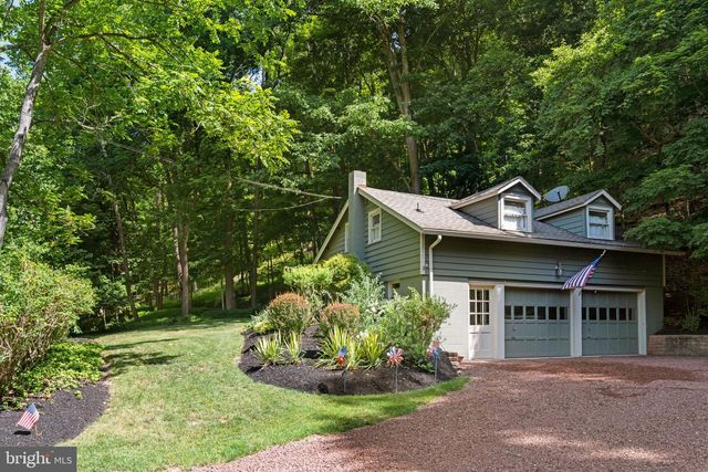 22 UPPER TINICUM CHURCH, Erwinna, PA 18920