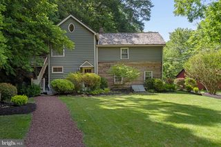 22 UPPER TINICUM CHURCH, Erwinna, PA 18920