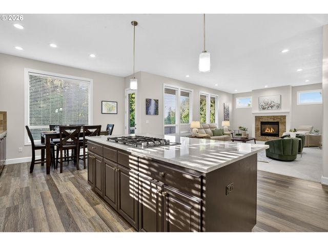 11368 Nw PUMPKIN Ct, Portland, OR 97229