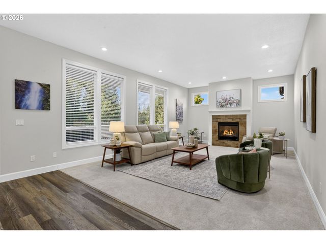 11368 Nw PUMPKIN Ct, Portland, OR 97229