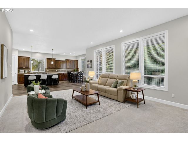 11368 Nw PUMPKIN Ct, Portland, OR 97229