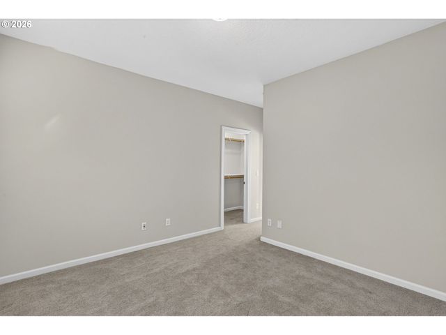 11368 Nw PUMPKIN Ct, Portland, OR 97229