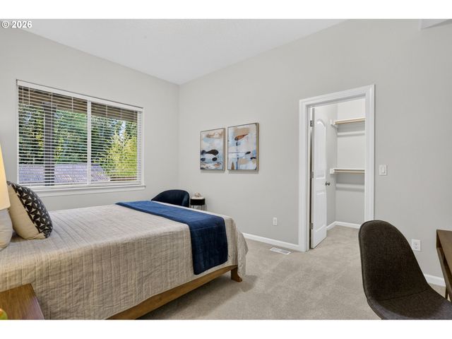 11368 Nw PUMPKIN Ct, Portland, OR 97229