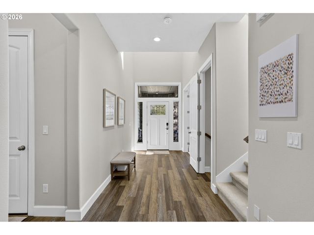 11368 Nw PUMPKIN Ct, Portland, OR 97229