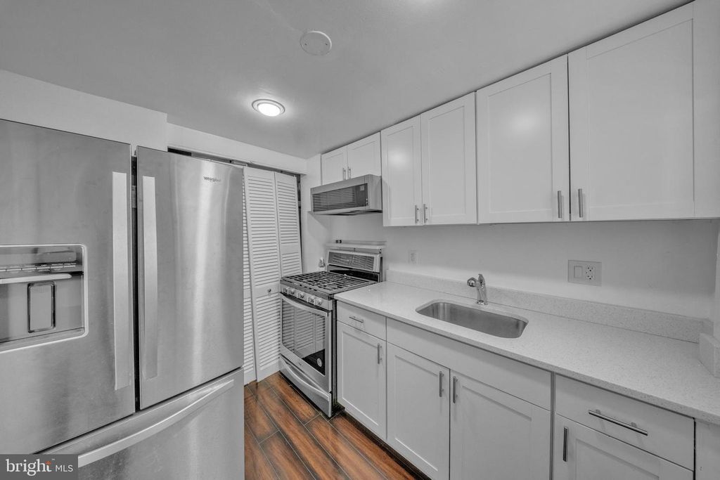 Image 13 of property listing at 2733 IVERSON ST #54, Temple Hills, MD 20748