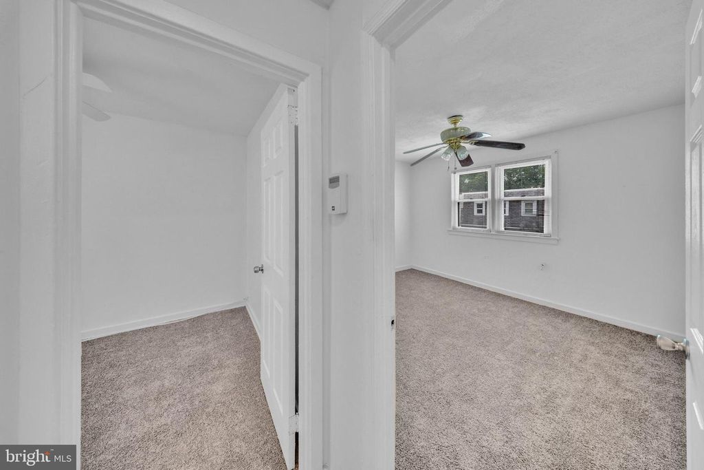 Image 16 of property listing at 2733 IVERSON ST #54, Temple Hills, MD 20748