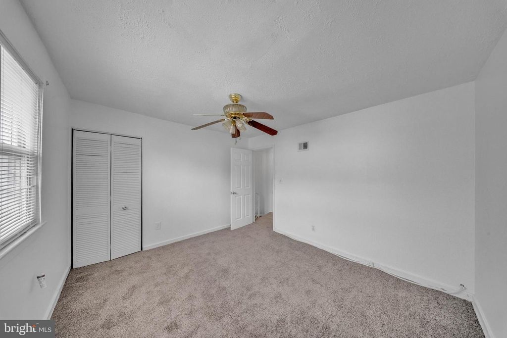 Image 17 of property listing at 2733 IVERSON ST #54, Temple Hills, MD 20748