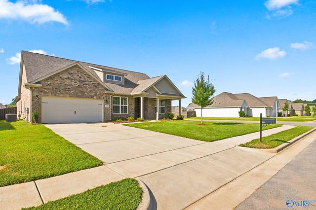 3021 Henry Road, Decatur, AL 35603