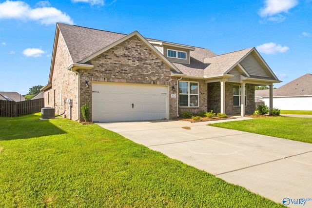3021 Henry Road, Decatur, AL 35603