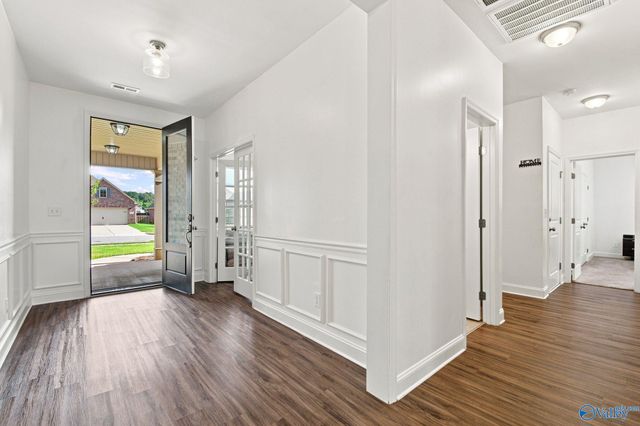 3021 Henry Road, Decatur, AL 35603