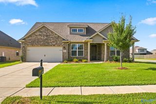 3021 Henry Road, Decatur, AL 35603