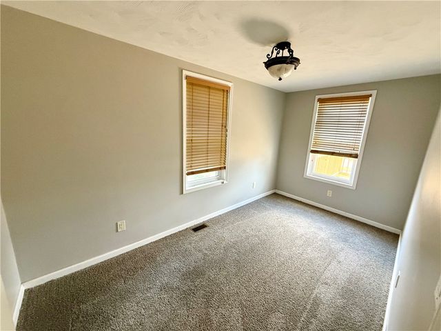 108 Eagle, Mt Pleasant Boro, PA 15666