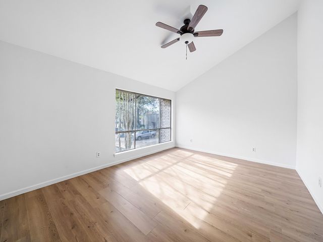 2139 Lake Village Drive, Houston, TX 77339