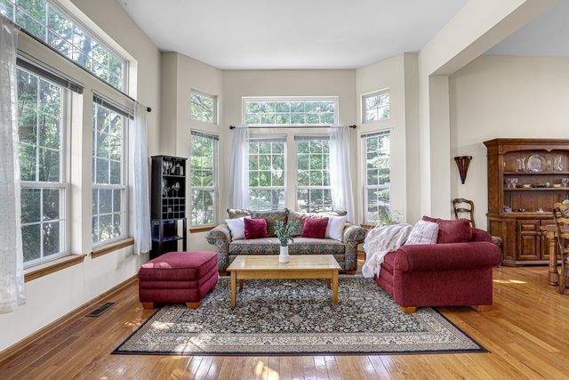 1081 Westfield Way, Mundelein, IL 60060
