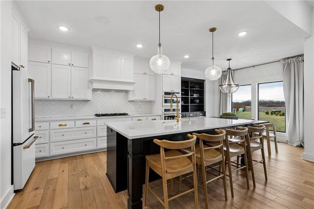 32247 W 165 Street, Gardner, KS 66030