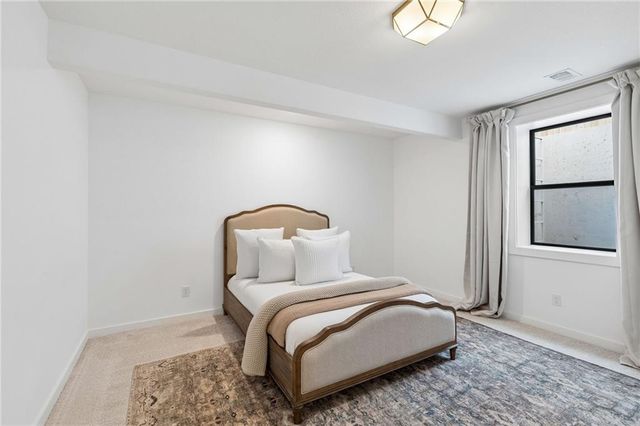 32247 W 165 Street, Gardner, KS 66030