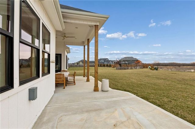 32247 W 165 Street, Gardner, KS 66030