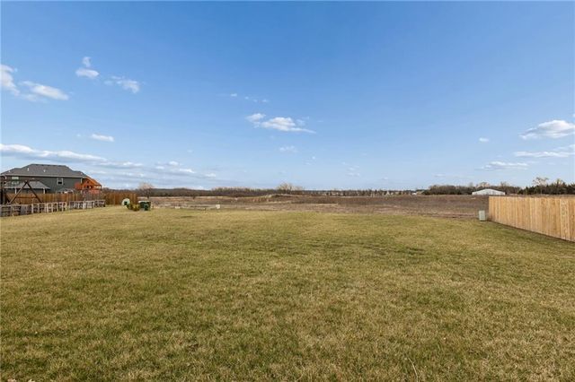 32247 W 165 Street, Gardner, KS 66030