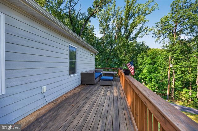 515 RED BUD LN, Front Royal, VA 22630