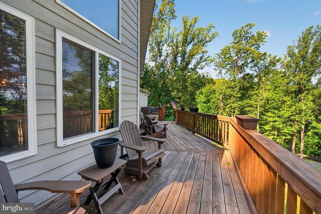 515 RED BUD LN, Front Royal, VA 22630