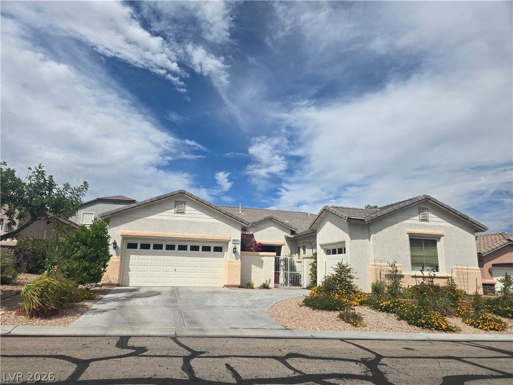 10522 Haywood Drive, Las Vegas, NV 89135 — exterior