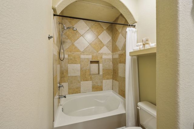 2600 Hillsboro Pike Apt 226, Nashville, TN 37212