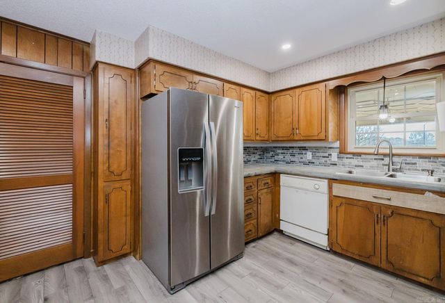 5713 N Walnut Street, North Little Rock, AR 72116