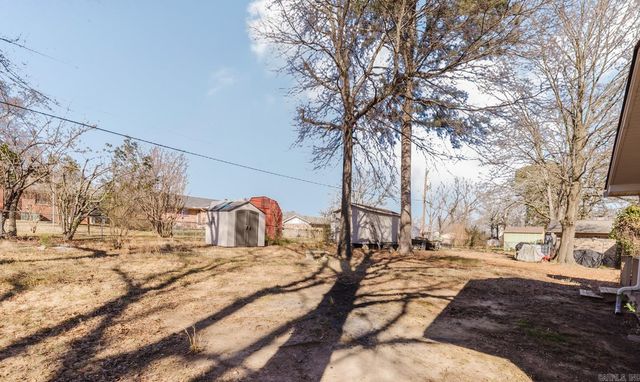 5713 N Walnut Street, North Little Rock, AR 72116