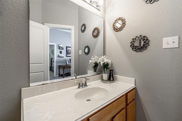 2003 Lansing Cove Drive, Fresno, TX 77545