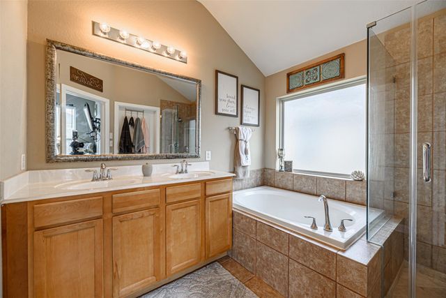 2003 Lansing Cove Drive, Fresno, TX 77545