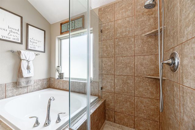 2003 Lansing Cove Drive, Fresno, TX 77545