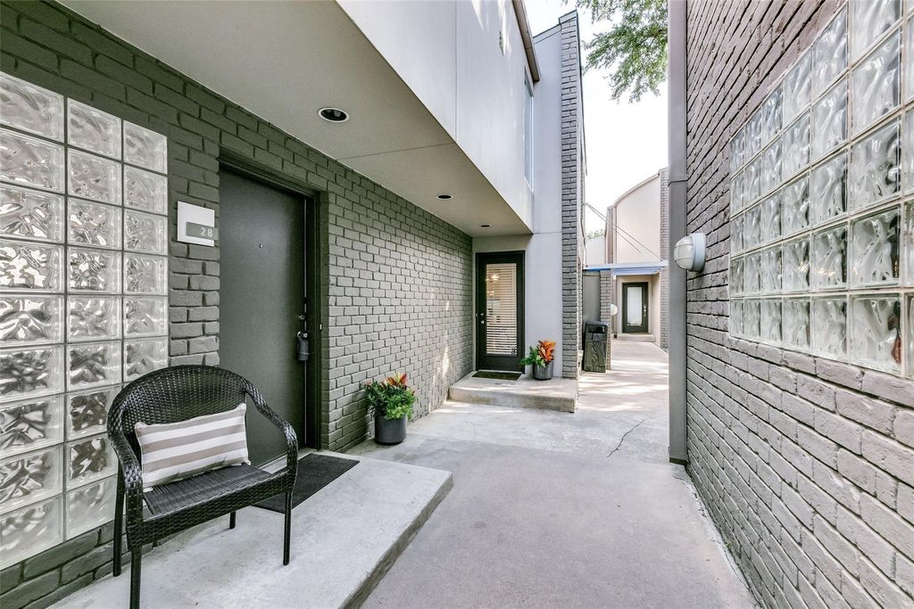 4231 Travis Street 28, Dallas, TX 75205