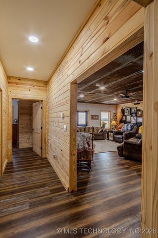 1450 W 520 Road, Pryor, OK 74361