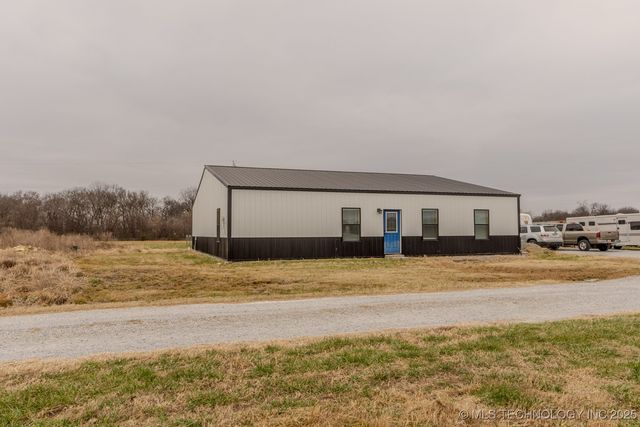 1450 W 520 Road, Pryor, OK 74361