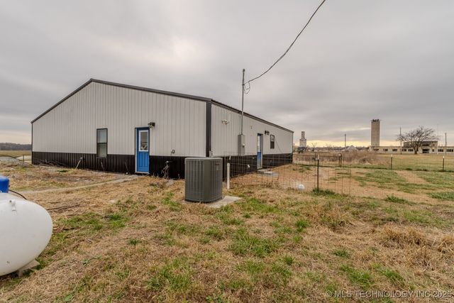 1450 W 520 Road, Pryor, OK 74361