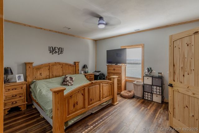 1450 W 520 Road, Pryor, OK 74361