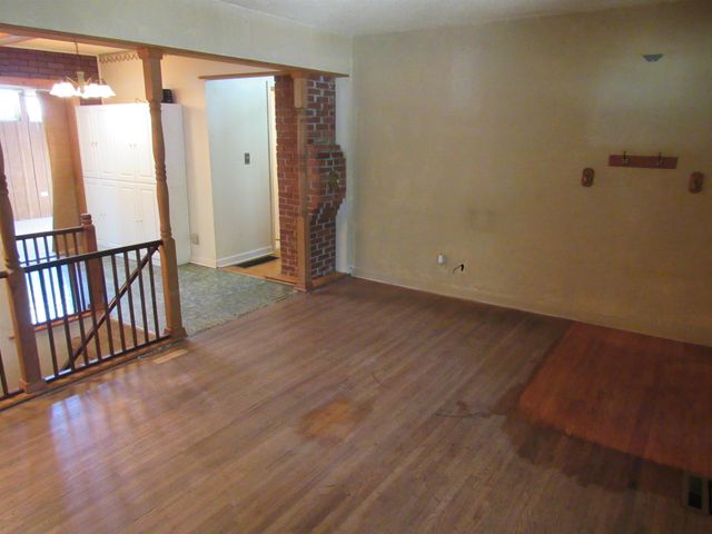 2456 S Lulu, Wichita, KS 67226