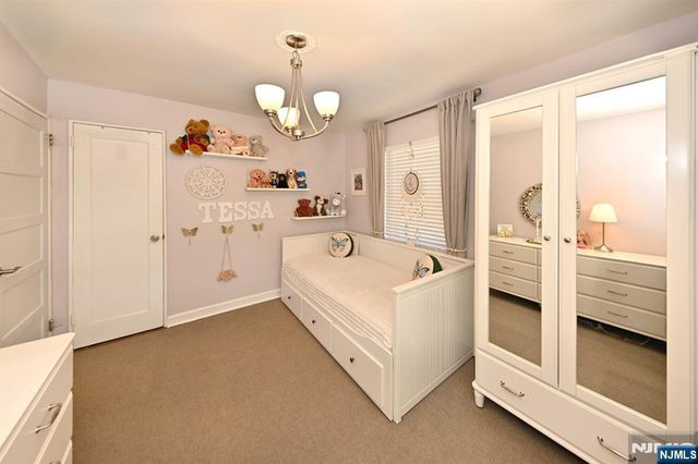 483 Colonial Terrace 9, Hackensack, NJ 07601